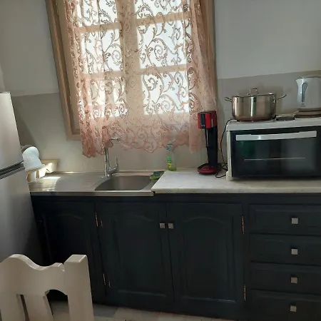 Apartment Tsakas *