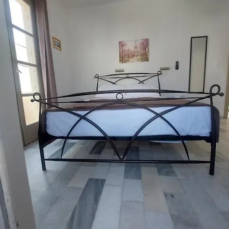 Tsakas Apartment *