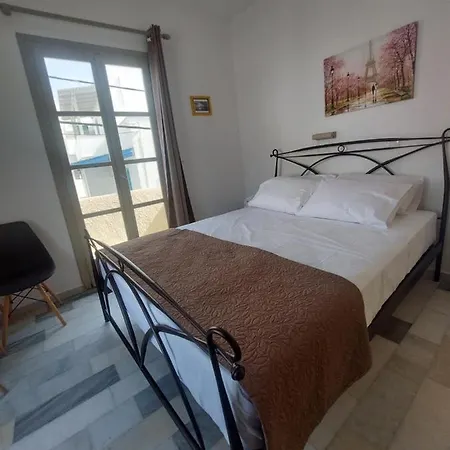 Tsakas * Naxos City