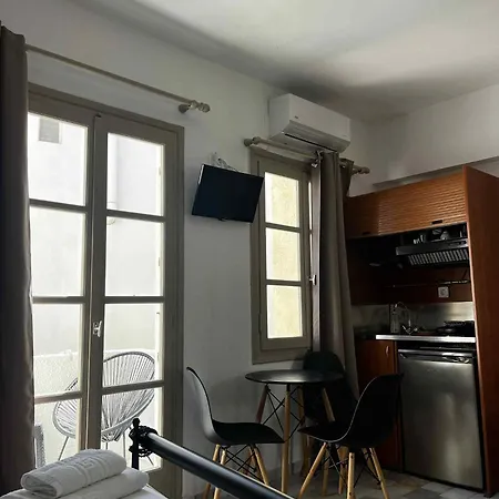 Апартаменты Tsakas Naxos City
